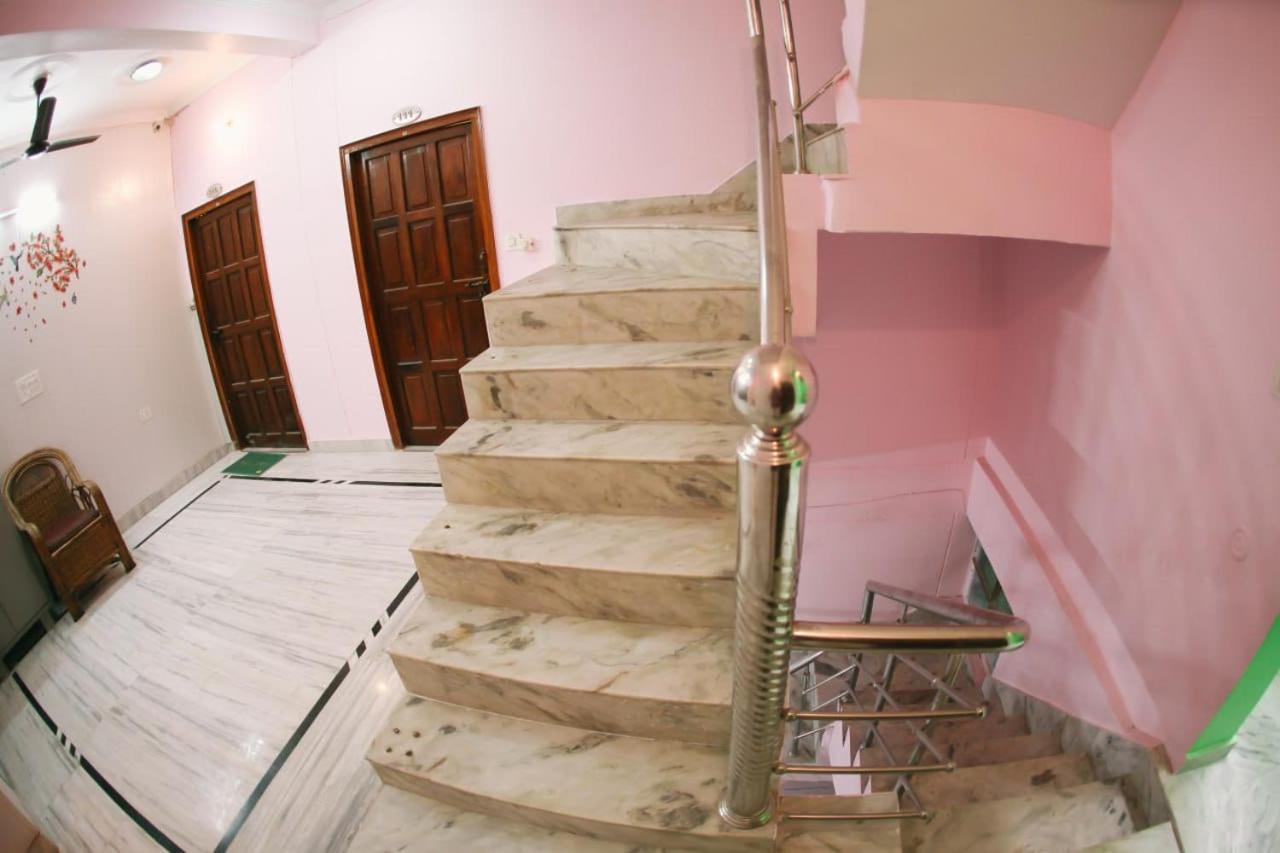 Maa Vaibhav Laxmi Guest House ริชิเคช ภายนอก รูปภาพ
