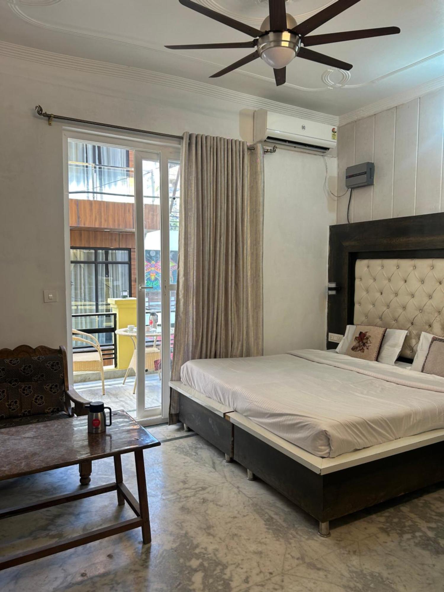 Maa Vaibhav Laxmi Guest House ริชิเคช ภายนอก รูปภาพ